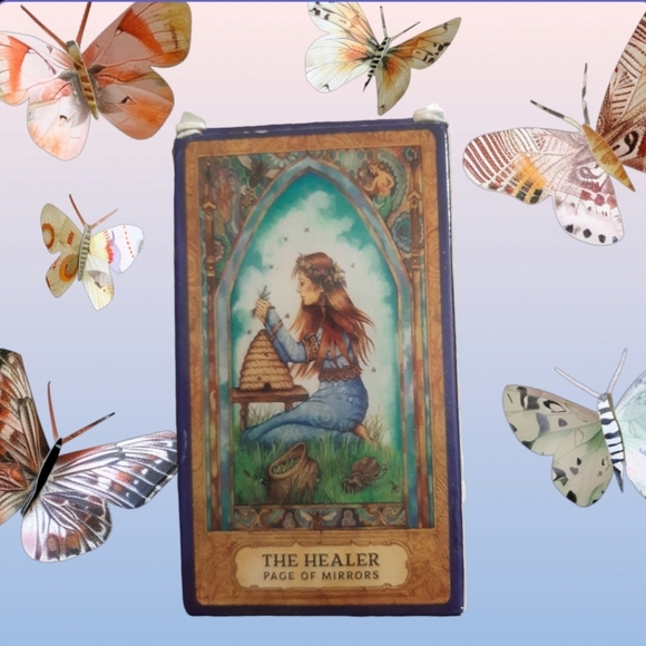 Chrysalis Tarot - Picture 2 of 3